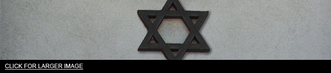orthodox temple synagogue sign misogyny anachronistic